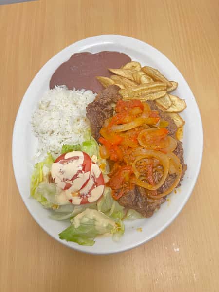Steak with onions and Tomato