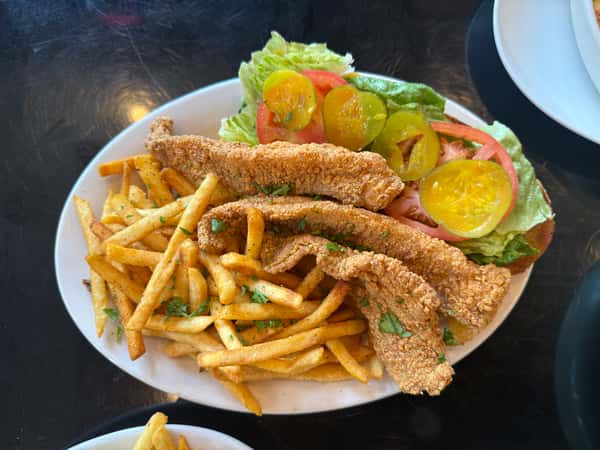 Catfish Po'Boy