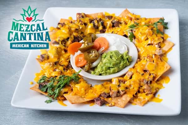 Nachos Half (8)