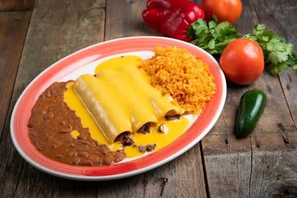 Chile con queso Enchiladas