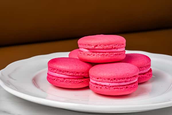 Rose Macaron