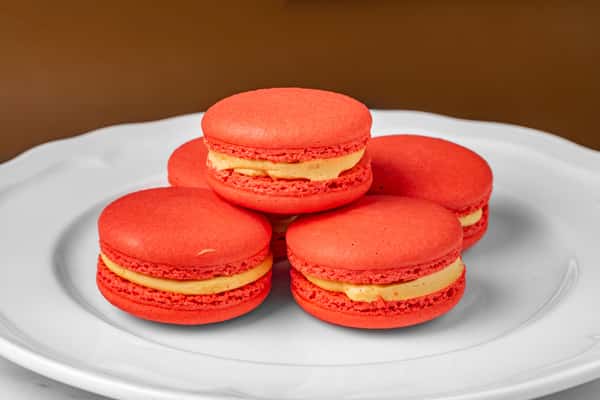 Carramel Apple Macaron