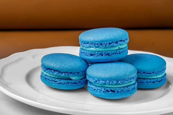Coconut Macaron