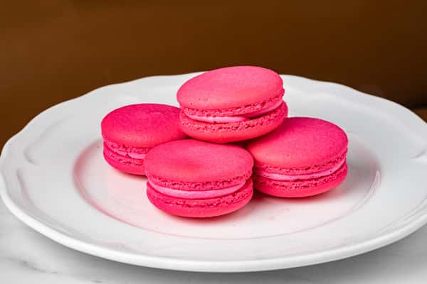 Rose Macaron