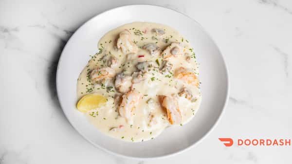 Beurre Blanc Shrimp & Grits