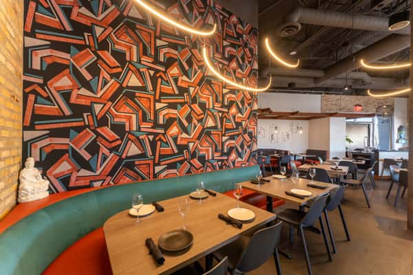 Ling & Louie's Scottsdale Interior