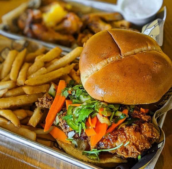 Bun Mi Fried Chicken