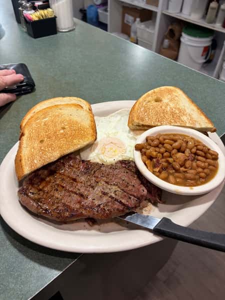 7oz Steak & Eggs