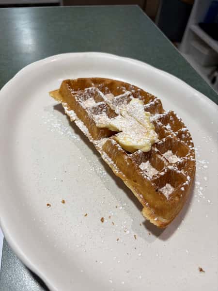 1/2 Waffle