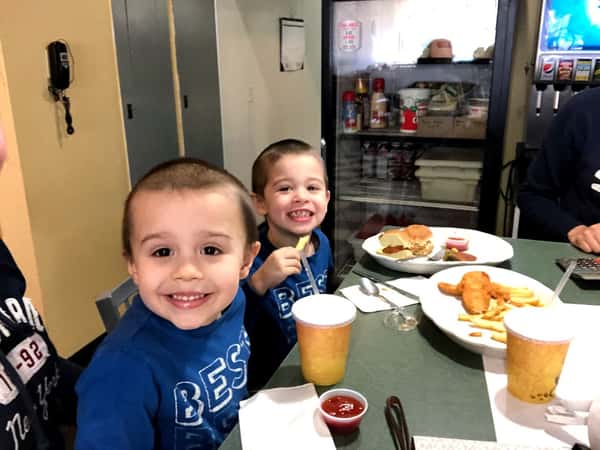 boys eating