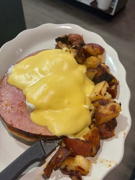 Eggs Benedict
