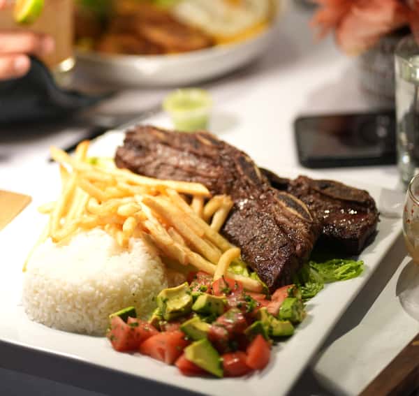 Costillas de res a la Parilla