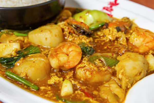 Yellow Curry Seafood