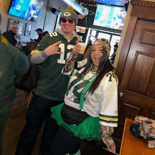 shuttles to packer games