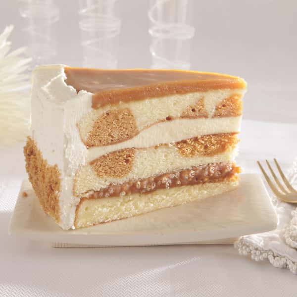 Caramel Vanilla Crunch Cake