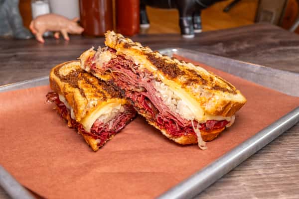 SMOKEHOUSEQ REUBEN