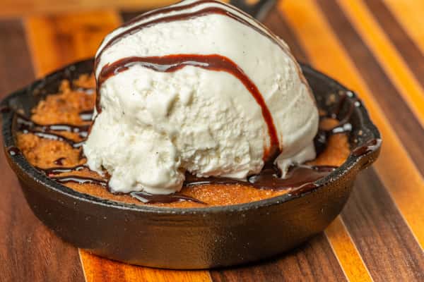 Skillet Cookie and Ice Cream 