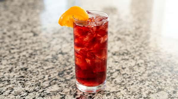 Lillet Rouge Spritz