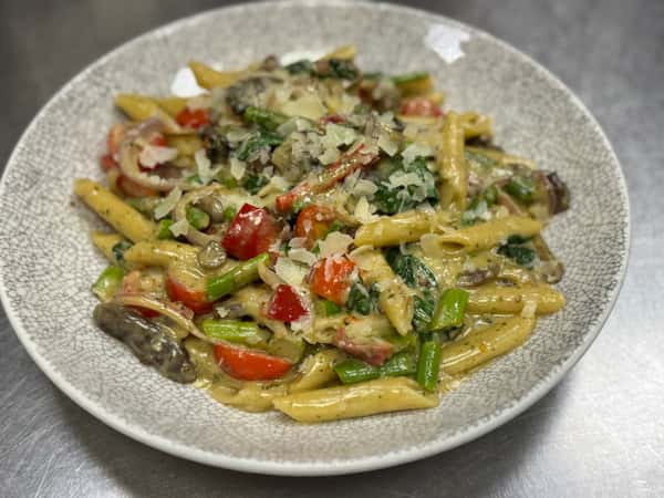 Vegetarian Pesto Pasta