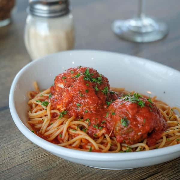 Spaghetti & Meatballs