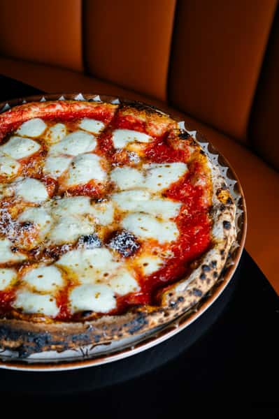New Yorker Pizza