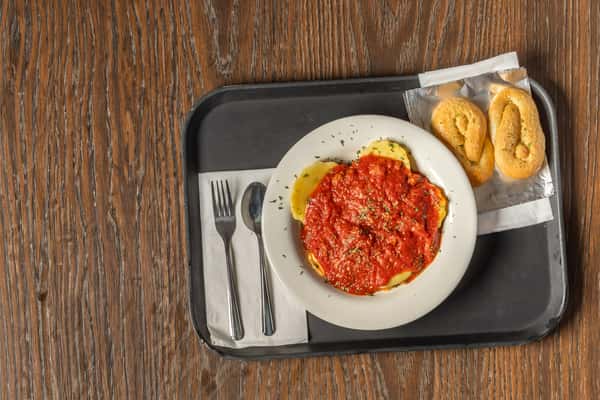 Cheese Ravioli with Marinara Sauce