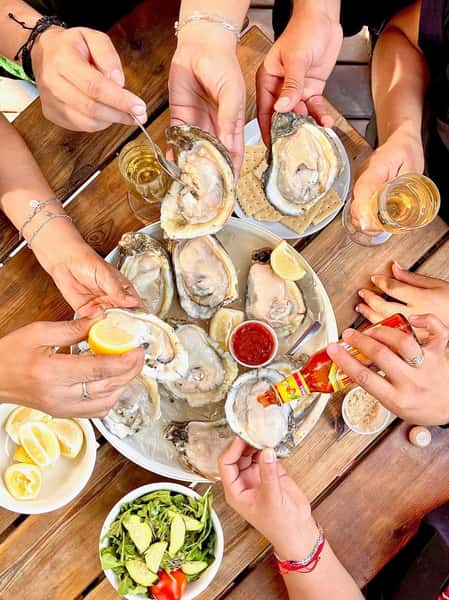Clams and fresh seafood