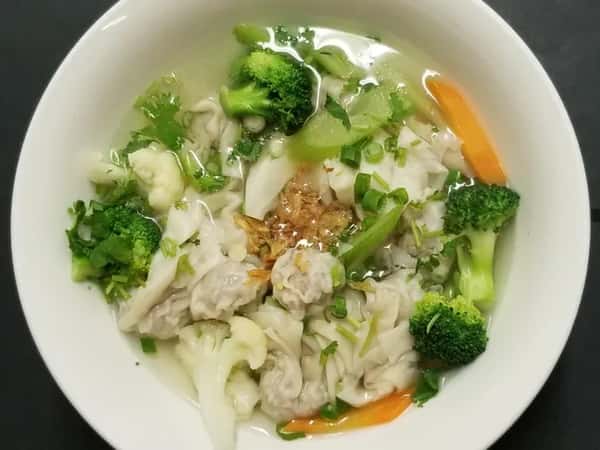 (13) Wonton Soup