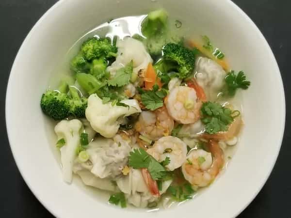 (14) Ha Long Bay WOR Wonton Soup