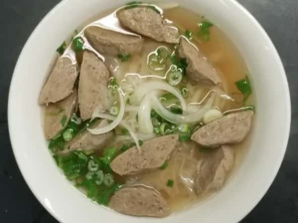 (29) Beef Ball Rice Noodle Soup