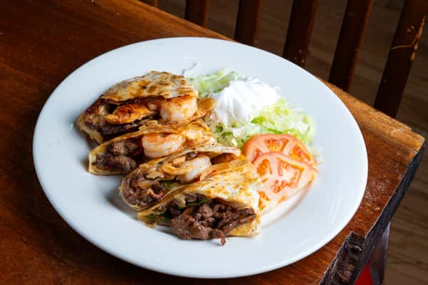Texas Fajita Quesadilla*