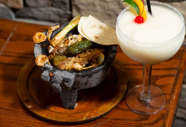 Molcajete*