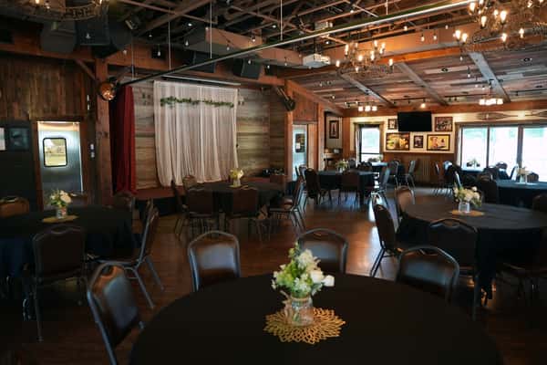 Unique Events at Moretti's in Hoffman Estates