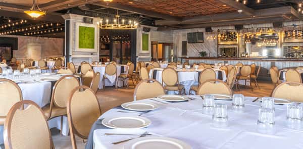 Memorial Luncheons at Moretti's Restaurants