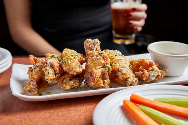 wings at moretti's