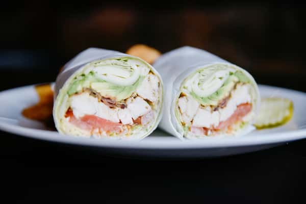 avocado day at morettis