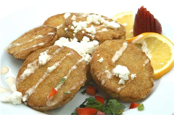 Fried pickle chips Served with homemade buttermilk ranch.