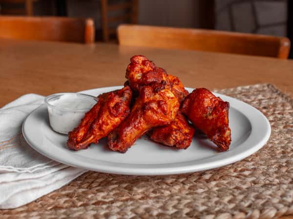 Buffalo chicken wings with dipping sauce at Arroyo's Grill in Atascadero