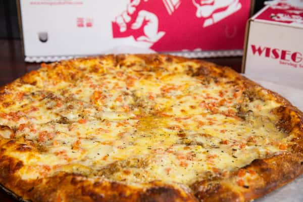 The Luciano White Pizza