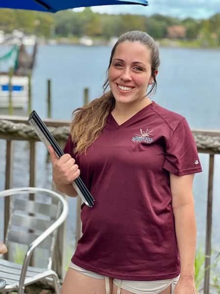 BHL Serving Staff