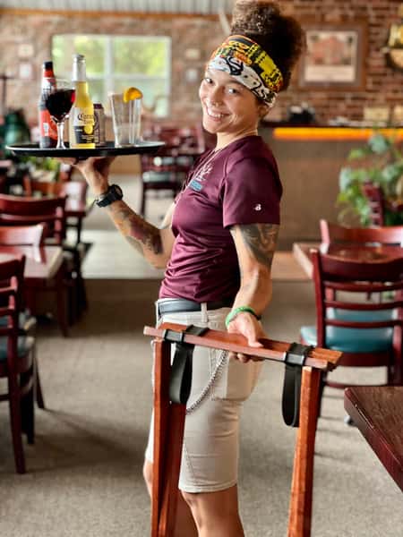 BHL Serving Staff
