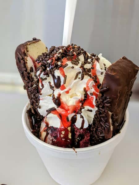 Gansito Split Sundae
