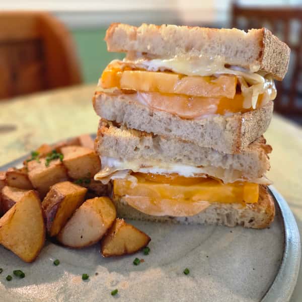 Tomato Breakfast Sandwich