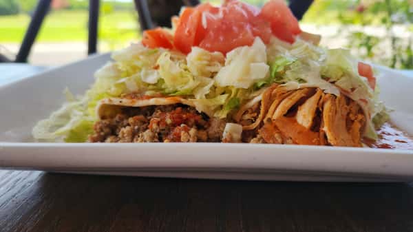 Burritos Deluxe
