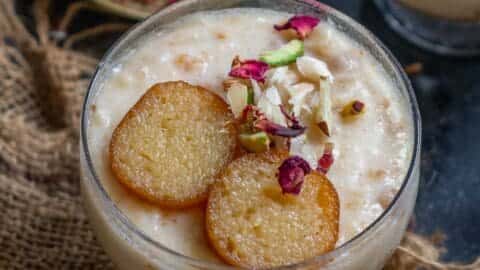 Gulab Jamun & Yogurt