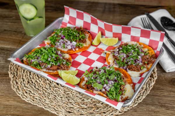 4 Tacos de Queso Birria