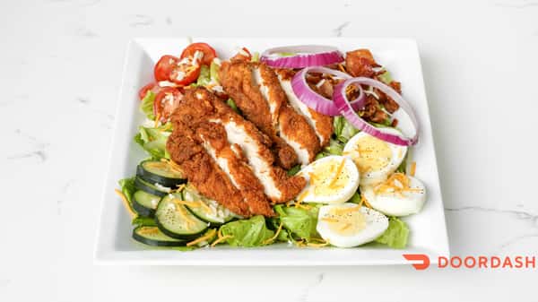 Fried Chicken with salad