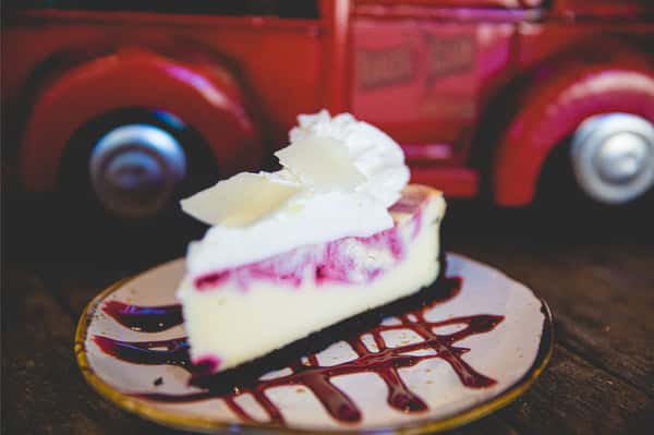 white chocolate cheesecake
