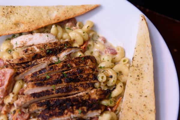 Chicken or Shrimp Cavatappi