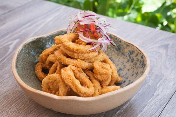 CHICHARRON DE CALAMAR